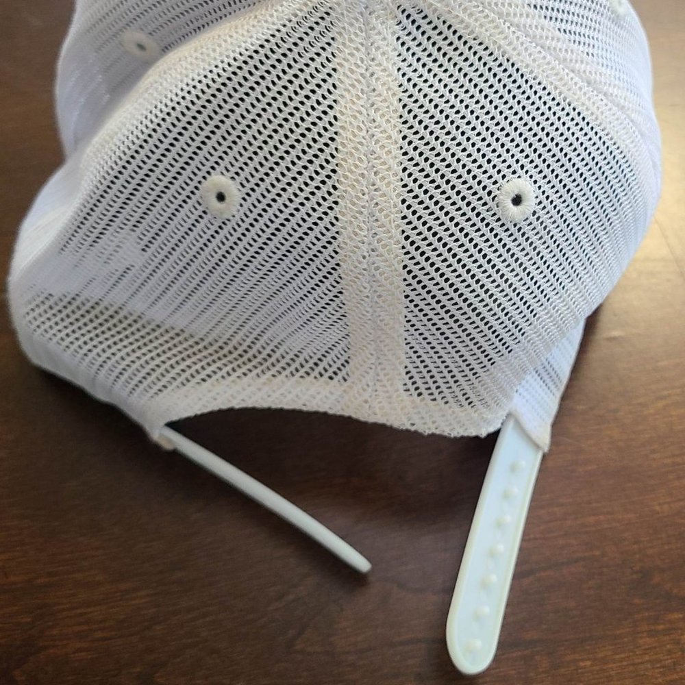 DC snapback hat - Picture 10 of 13